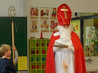 Der Bischof Nikolaus in der 2A