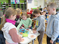 Wir machen Katzenbrötchen